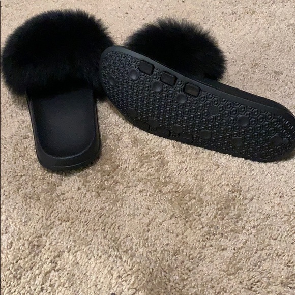 Fox Fur Slides - Picture 4 of 4
